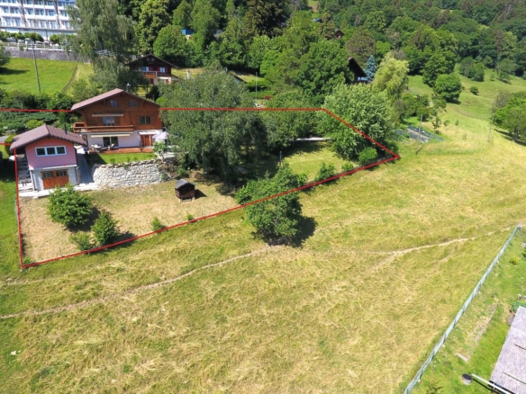 Magnifique chalet et grand terrain – vue sur les Dents du Midi