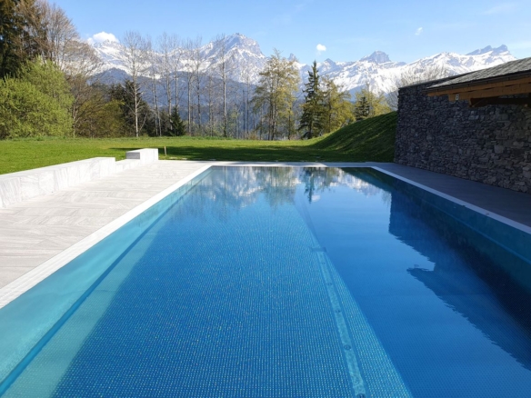 Magnifique appartement en duplex de 6.5 pièces avec SPA et piscine
